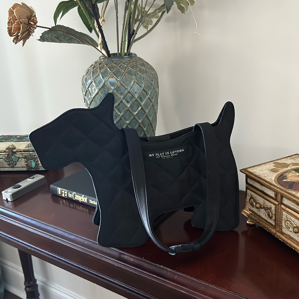 My Flat in London handbag. Black, quilted, dog shaped. Super cute!!